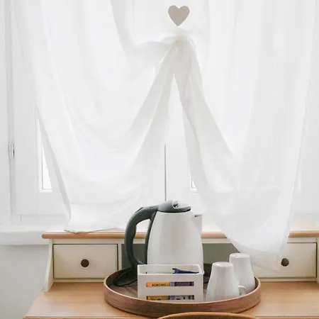 فندق مبيت وإفطار Relais Dell'ussero Centro 3*