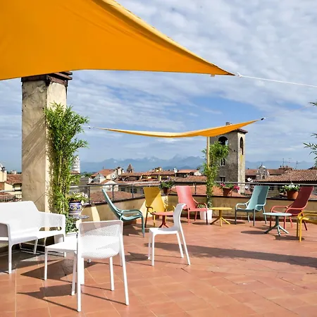 فندق مبيت وإفطار Relais Dell'ussero Centro 3*