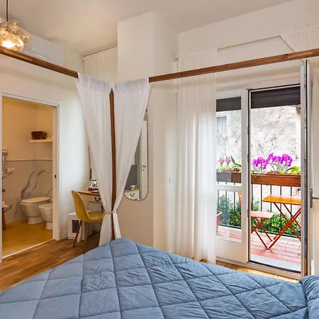 Relais Dell'ussero Centro Bed & Breakfast