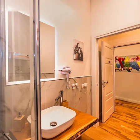 Relais Dell'ussero Centro 3* Pise