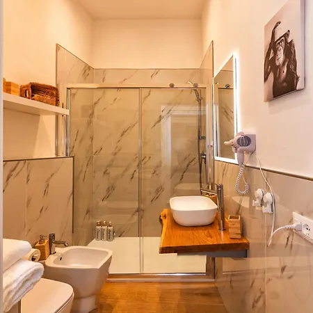 Relais Dell'ussero Centro Bed & Breakfast Pisa