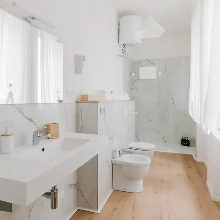 Relais Dell'ussero Centro Oda ve Kahvaltı Pisa