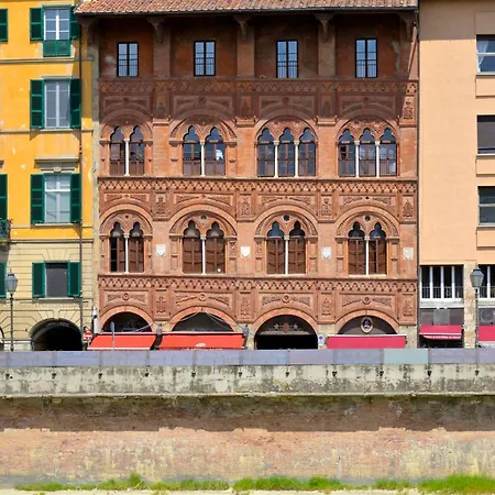 Relais Dell'ussero Centro 3*