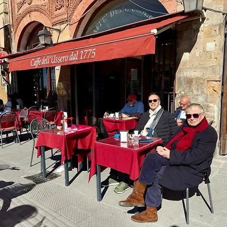 Relais Dell'ussero Centro Couette-café