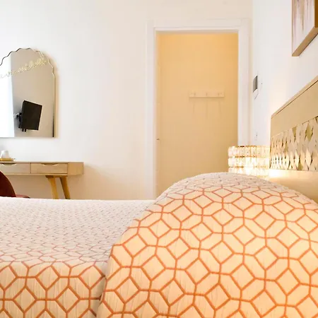 Relais Dell'ussero Centro ベッド・アンド・ブレックファスト ピサ