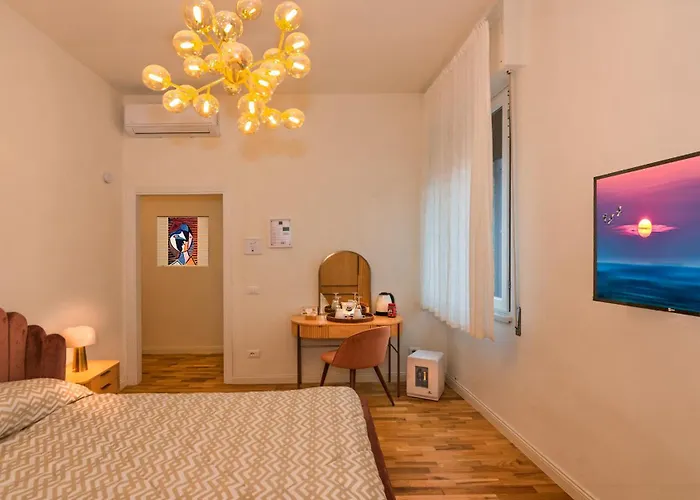 Relais Dell'ussero Centro Bed & Breakfast 3*